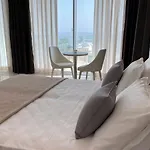 Edison Seaview & Hotell 3*
